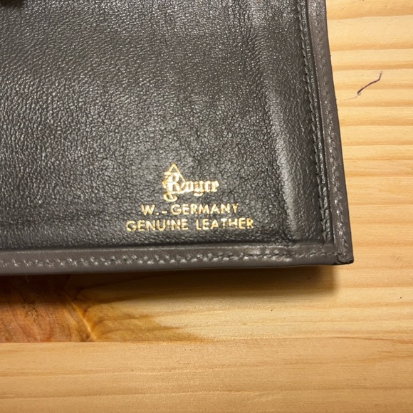 Royce W.Germany Genuine leather wallet long trifold with snap close coin holder - Picture 7 of 8